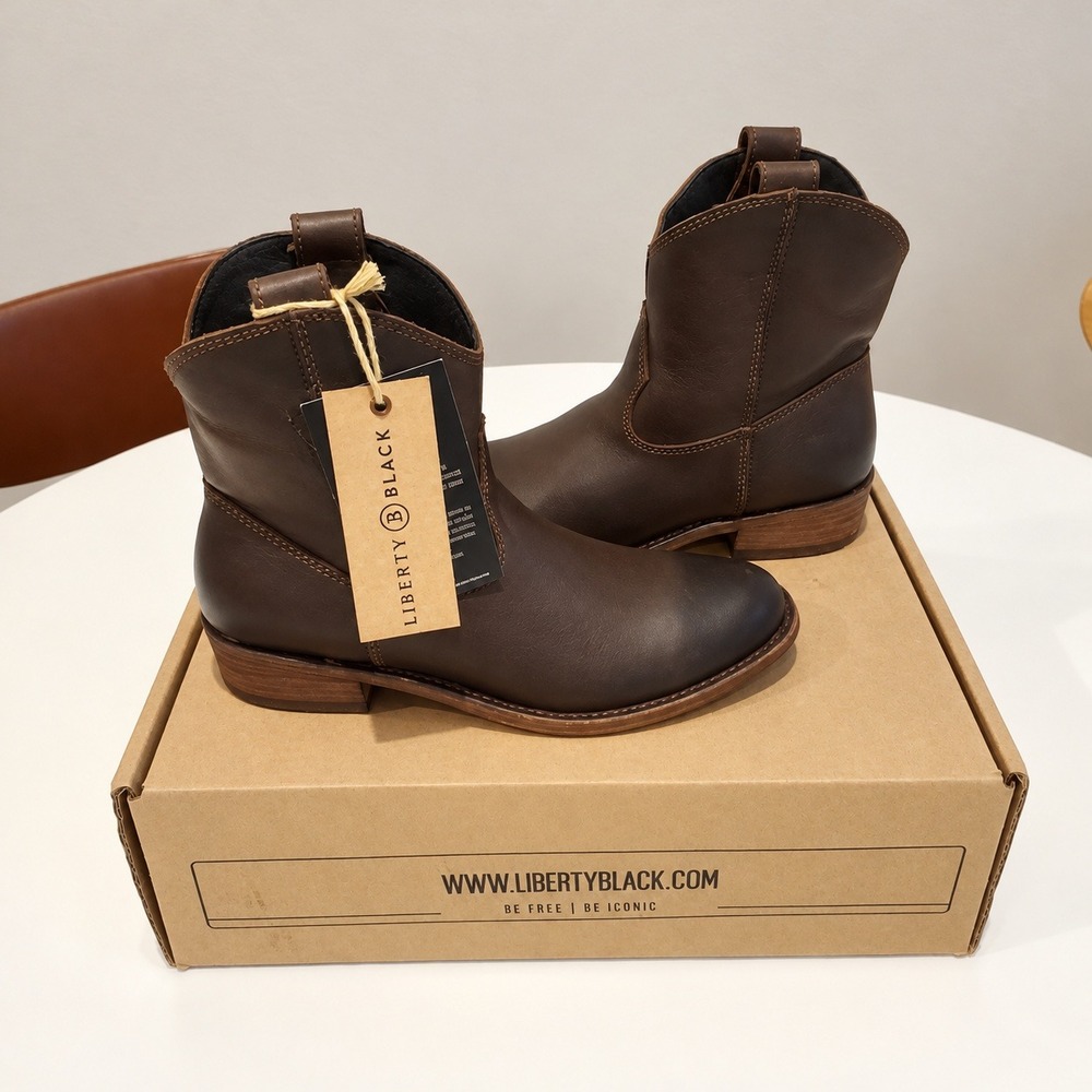 Liberty Black Short Western Boot Womens 8.5 Brown Toscano Distressed Leather